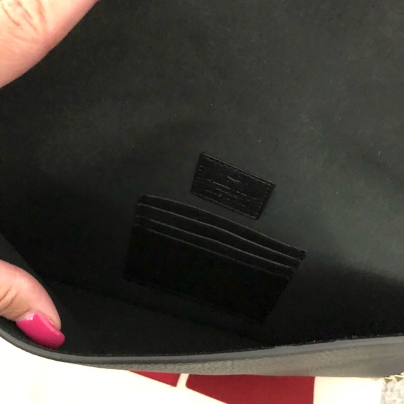 Valentino large rockstud leather pouch - Picture 3 of 6